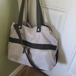 Steve madden duffle bag